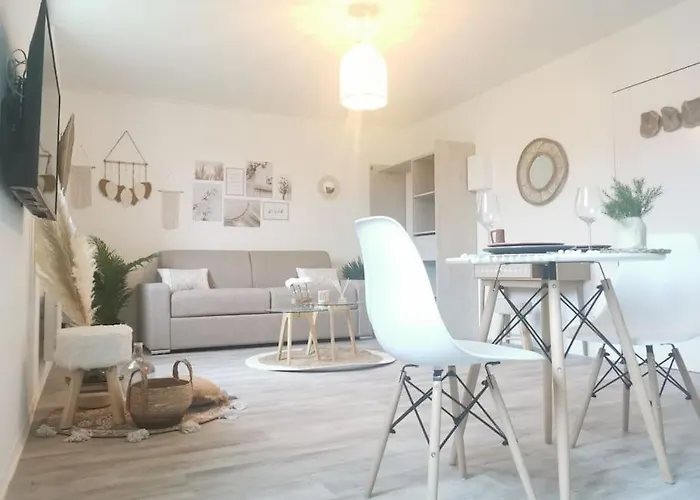 Le Bohemien *studio 30m²*wifi*parking Prive*calme *